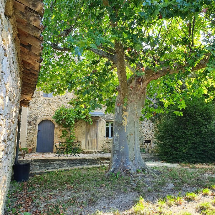 La Cour Du Marronnier Hotel Pont-de-Barret Exterior foto